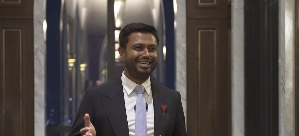 Robin Khuda Net Worth
